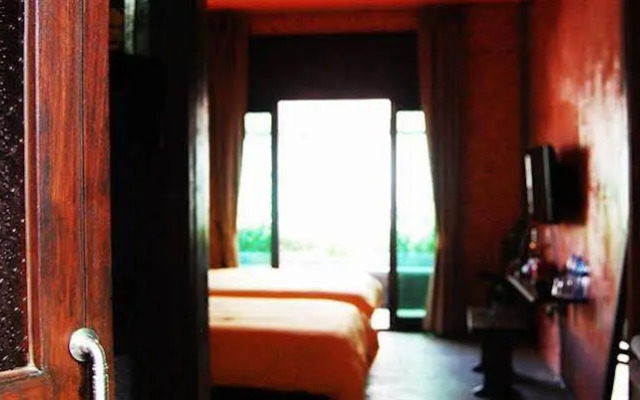 Qi 68 Hotel