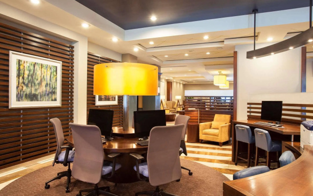 Sheraton Lincoln Harbor Hotel