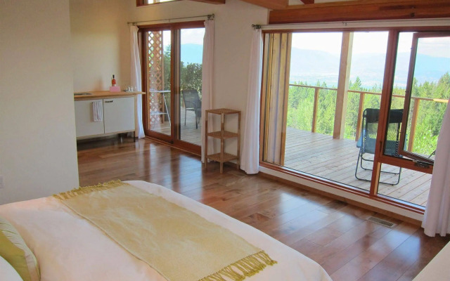 Myra Canyon Lodge + Ranch