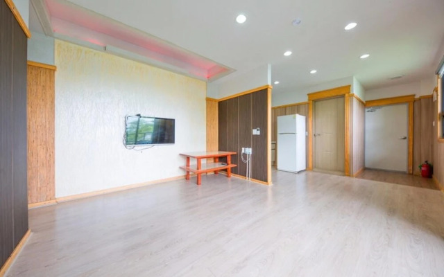 Yeosu Yewon Healing Pension