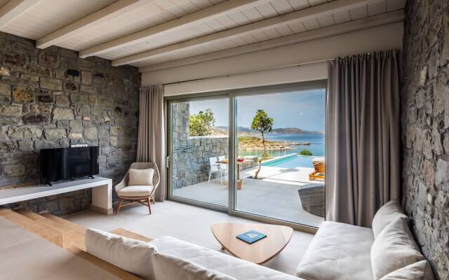 Milos Achivadolimni Hotel Bungalows and Camping Caravan Park