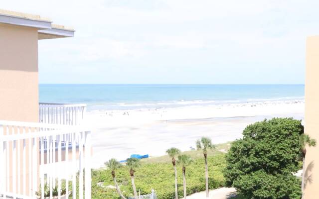 Jamaica Royale T63 - 2 Br Condo