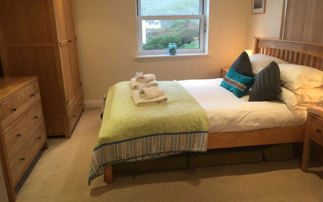 Beachcombers Apartments