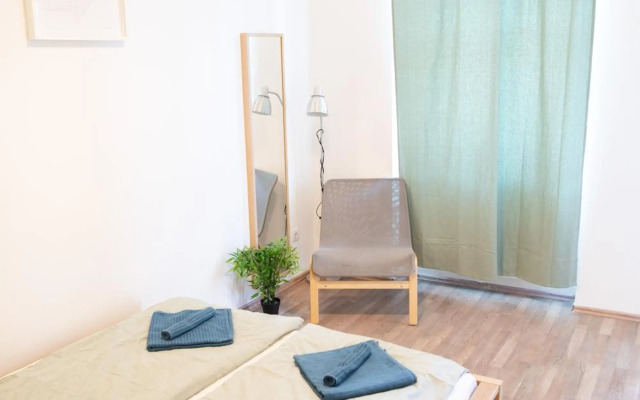 N28 Condo Apartment Next To Andrassy.