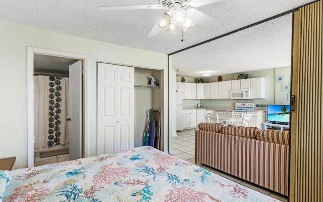 Estero Beach & Tennis Club 502b Condo