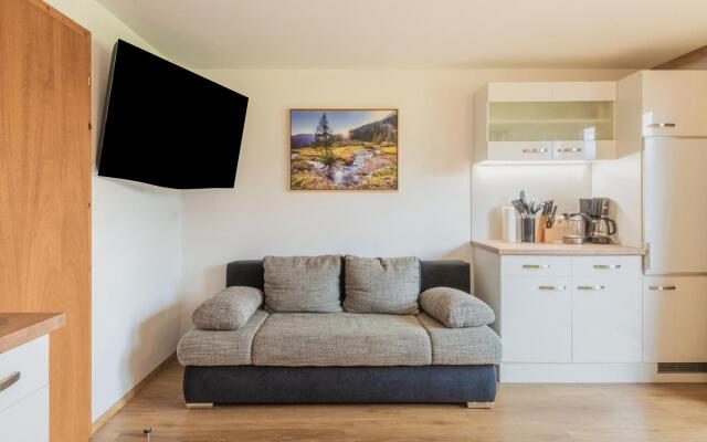 Attractive apartment in Bramberg with garden