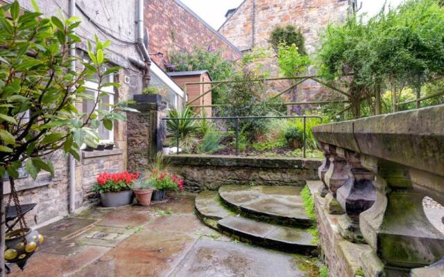 The Greyfriars Apartment