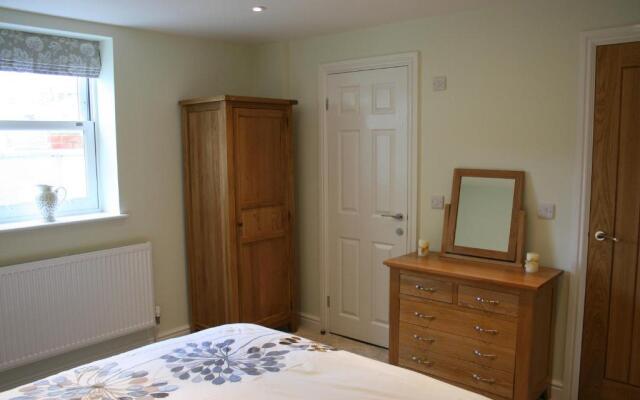 Highlands Apartment 5