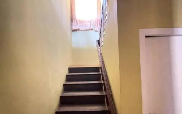 Rustic 3-BR Villa w/ Front & Back Yards in the mountains