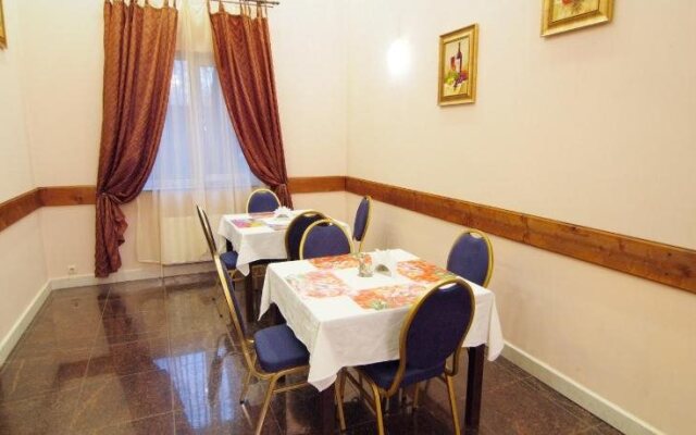 Maria Hotel
