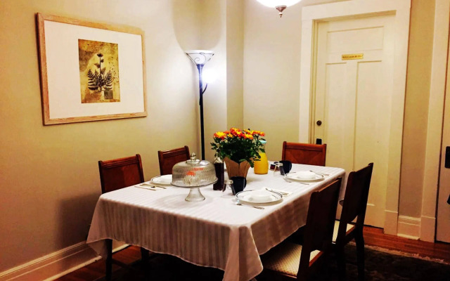 Acacia Bed & Breakfast