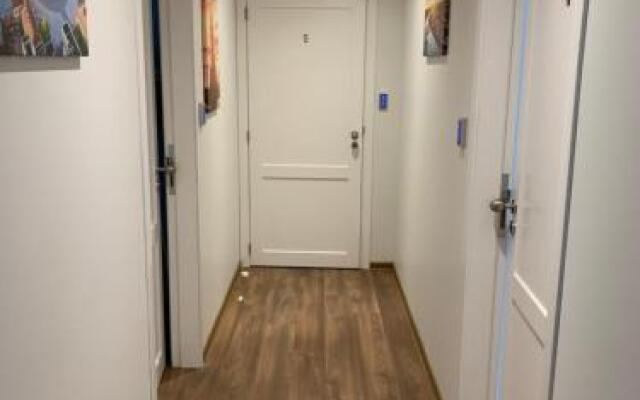 Oak house apartments