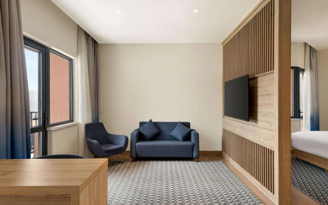 Tryp BY Wyndham Zomin