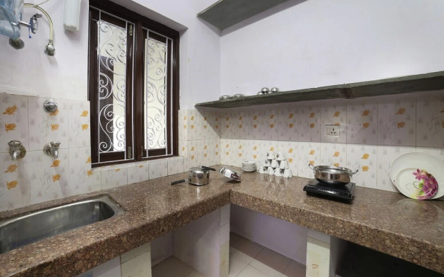 OYO Home 22635 Modern Villa 3BHK