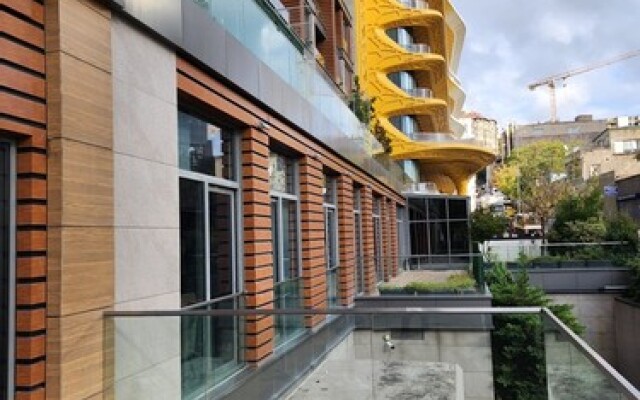 The Perfect Residence Taksim 1+1 Pool Gym Sauna