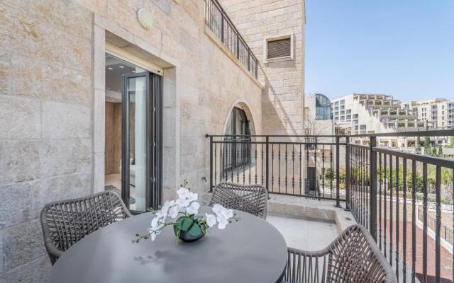 Next the Old City - 5 stars apartment - David village