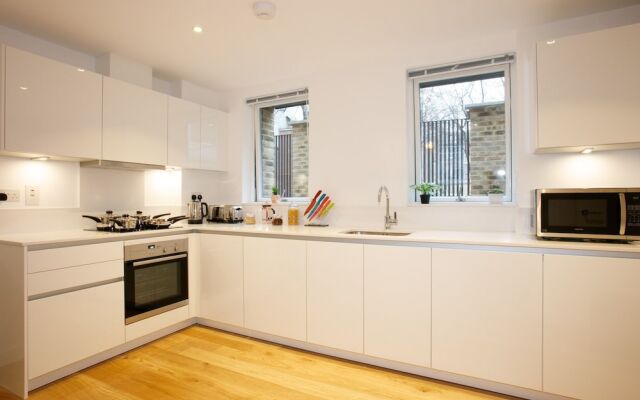 CDP Apartments Britannia Suite 2