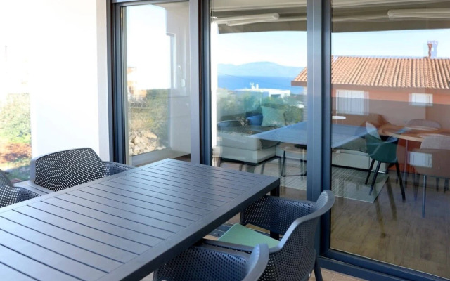 Basilea Delux Apartment