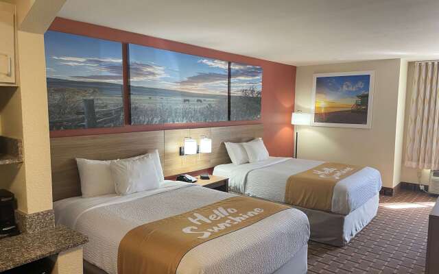 Days Inn by Wyndham Dallas Plano