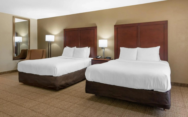 Comfort Suites Locust Grove Atlanta South