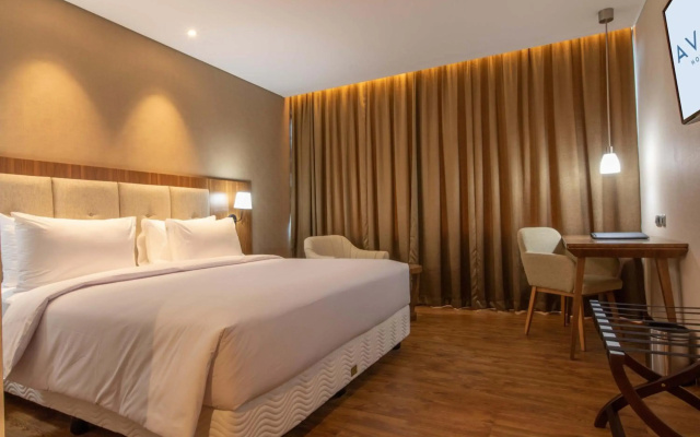 Avenzel Hotel & Convention Cibubur