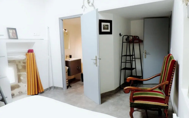 Authentic Stone Mas Retreat