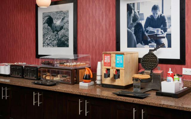 Hampton Inn Niagara Falls