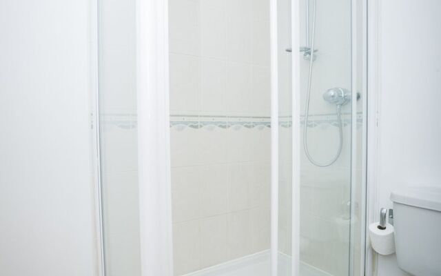 Luxuriant Apartments