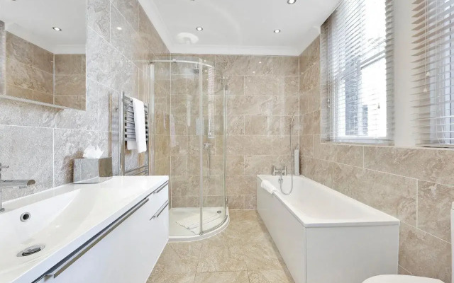 No 1 The Mansions by Mansley Serviced Apartments