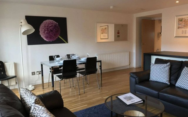 Tolbooth Apartments