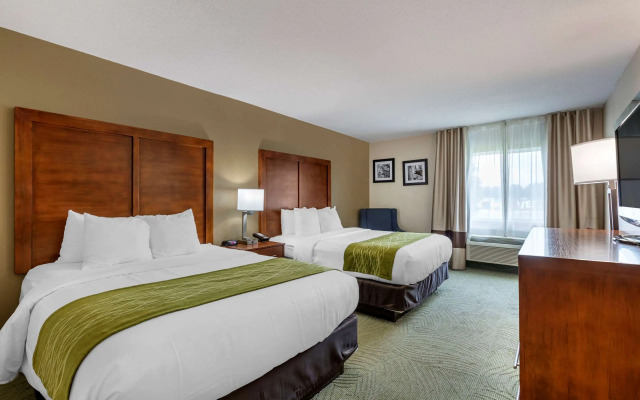 Comfort Inn Muscatine near Hwy 61