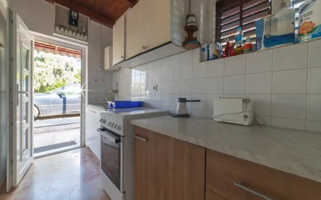 Perfect Beachfront Getaway Ideal for Families