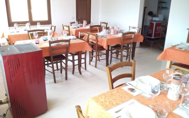 Punto Tappa Pit Stop - Affittacamere e trattoria