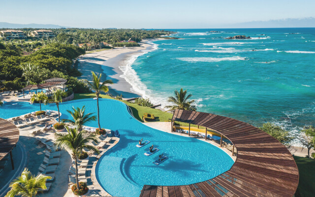 Four Seasons Resort Punta Mita