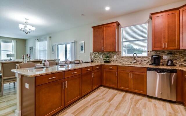 6-Bedroom Villa in Davenport 1538MVD