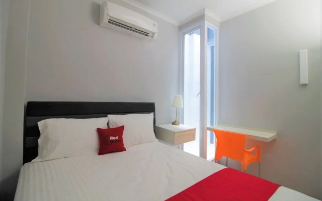 RedDoorz @ Meruya Selatan