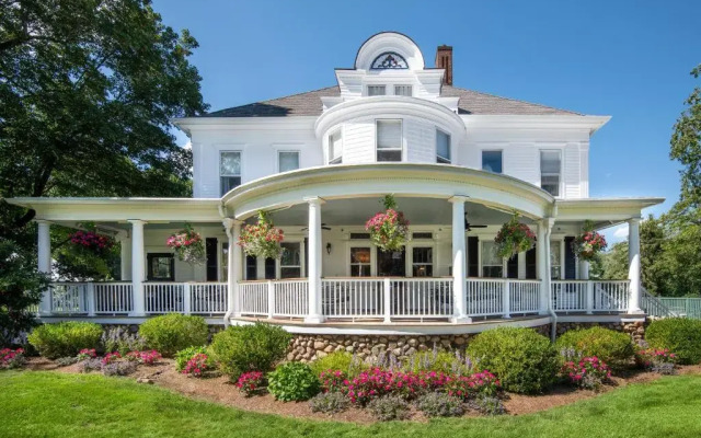 West Lane Inn