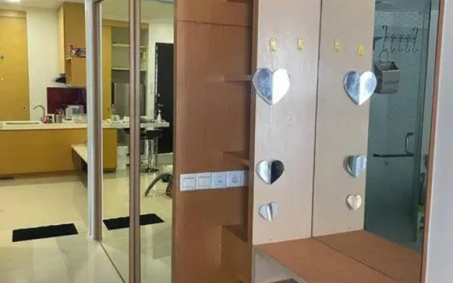 Private Jacuzzi Staycation at KL City 721