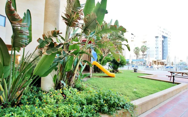 Luxurious Sea View 3BR Pool Spa and Gym