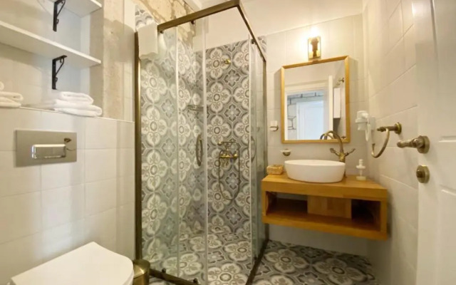 Alacati B House Hotel