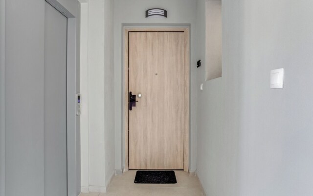 Sanders Old Port - Cozy 1-bdr. Apt. w/ Balcony