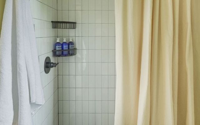 Hutton Brickyards Riverfront Hotel + Venue