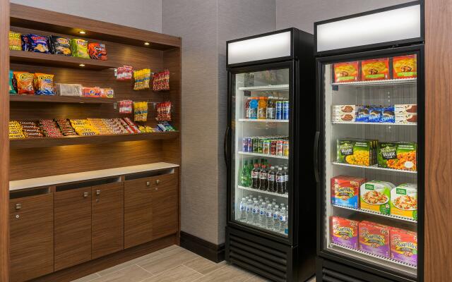 Holiday Inn Express & Suites North Bay by IHG