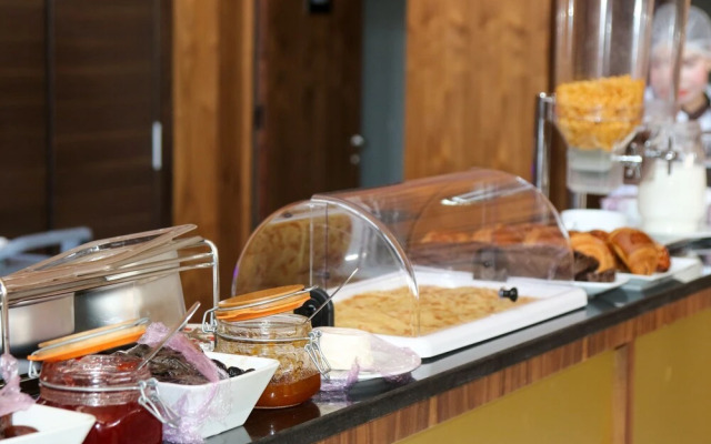 Dakhla Boarding Hotel & Restaurant