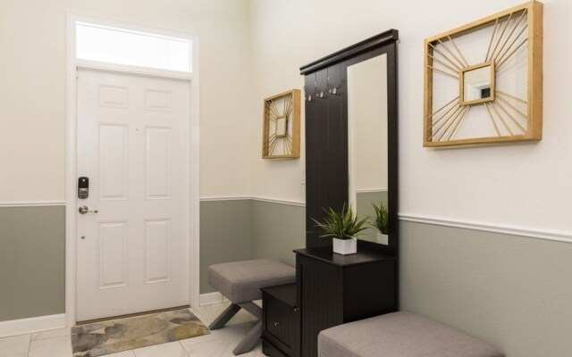 Champions Gate-9048sltstdjil 8 Bedroom Home