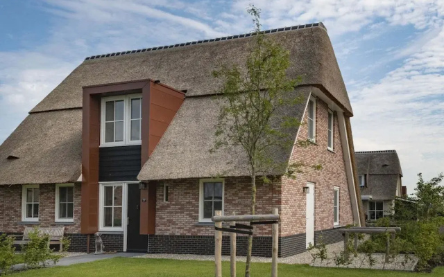 Friesland Villa w/ Sauna
