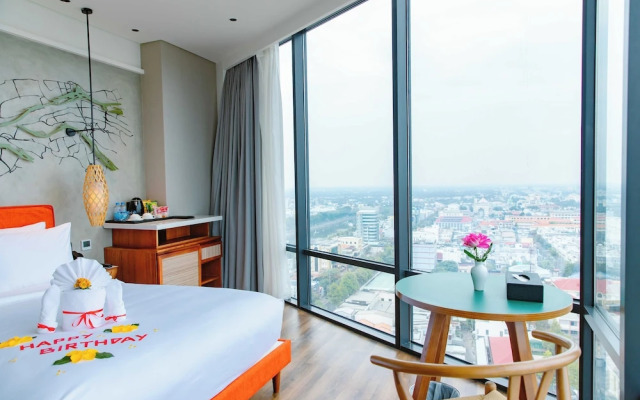 Central Plaza Hotel - My Tho