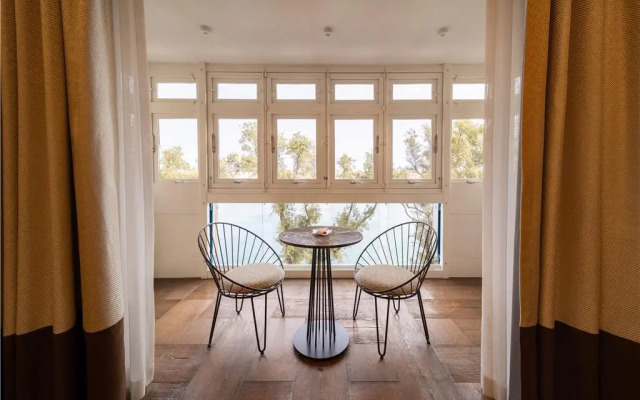 Iniala Harbour House