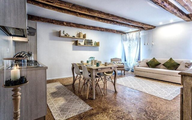 Venice Dream House Figaro