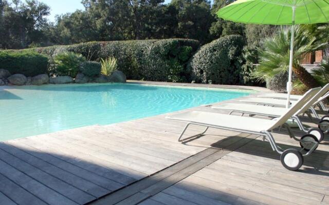 Villa de standing 14 personnes piscine plage 5min le paradis